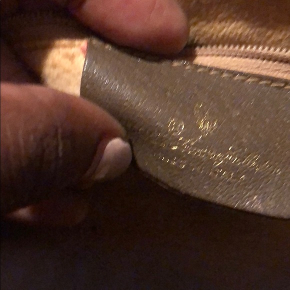 Handbag - Picture 3 of 5